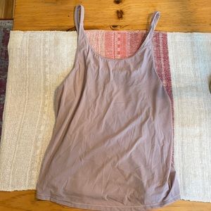 Lululemon taryn toomey tank